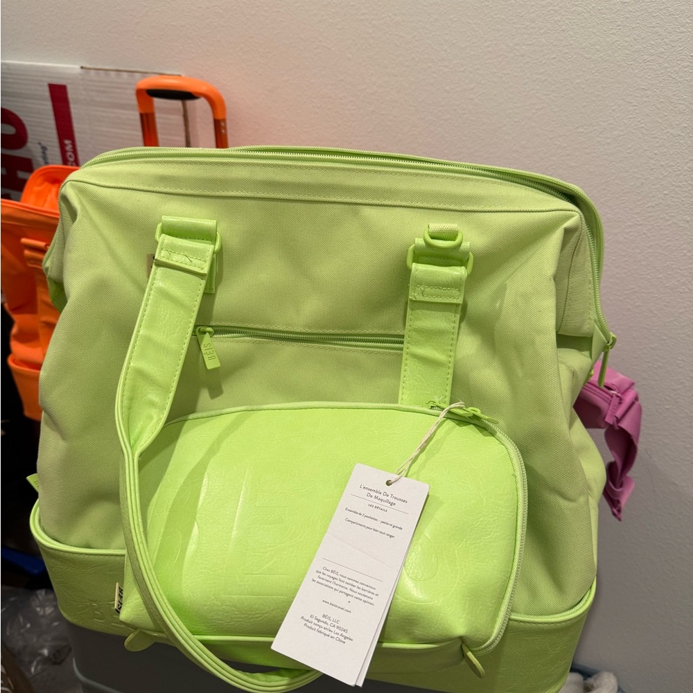 Beis Citron Green mini weekender Bag Set